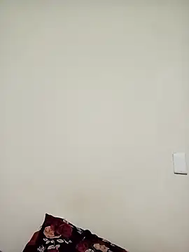 SEXYMOANSXX online show from 11-04-25, 05:23