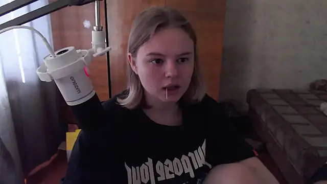 SlipperSherry online show from 10-01-25, 08:20