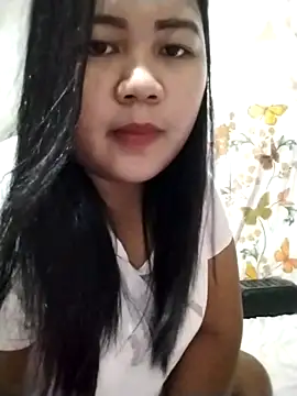 Snapshot of big_booty15 chatting on 10-17-25, 03:10 big booty15 online show from 10-17-25, 03:10