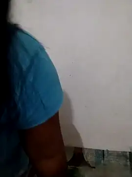 Snapshot of big_booty15 chatting on 11-19-25, 01:16 big booty15 online show from 11-19-25, 01:16