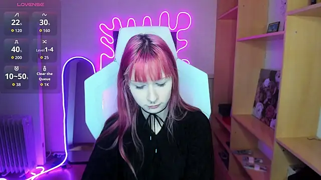 Snapshot of AmamiDark chatting on 09-25-25, 03:54 AmamiDark online show from 09-25-25, 03:54