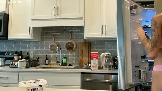 Ohbabykelly online show from 01-08-26, 05:59