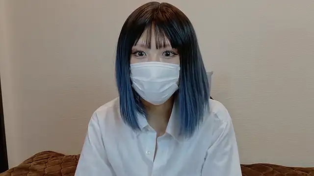 sarina at online show from 11-25-25, 04:23