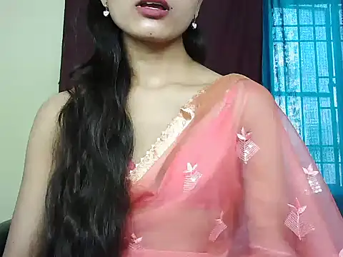 ROSE GOLDE online show from 09-10-25, 09:09