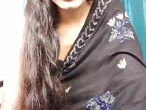 ROSE GOLDE online show from 09-14-25, 05:01