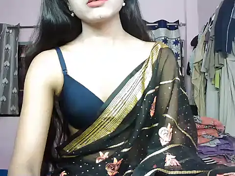 ROSE GOLDE online show from 09-28-25, 04:29