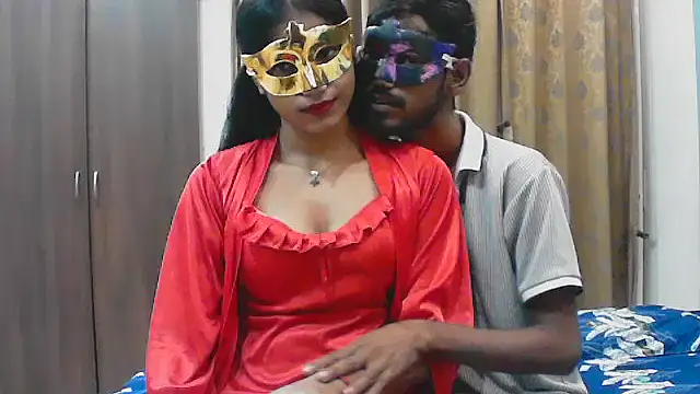 horny  couple  online show from 10-17-25, 04:31