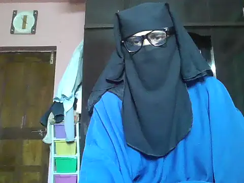 Snapshot of nasrin_katoon_7 chatting on 09-09-25, 09:42 nasrin katoon 7 online show from 09-09-25, 09:42