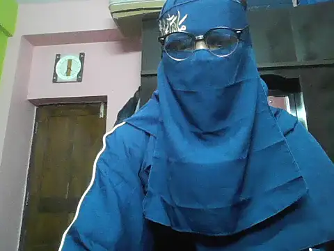 Snapshot of nasrin_katoon_7 chatting on 09-15-25, 10:26 nasrin katoon 7 online show from 09-15-25, 10:26