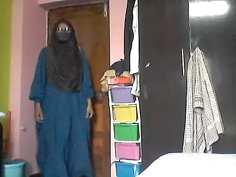 Snapshot of nasrin_katoon_7 chatting on 10-22-25, 09:31 nasrin katoon 7 online show from 10-22-25, 09:31