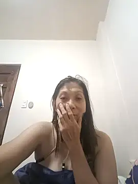 Snapshot of Maryhottie_69 chatting on 10-16-25, 03:24 Maryhottie 69 online show from 10-16-25, 03:24