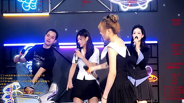 EYgirl222 online show from 10-07-25, 08:11