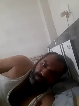 Hot-boy077 online show from 09-26-25, 12:03