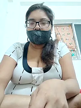 Elie couple143 online show from 11-17-25, 06:46