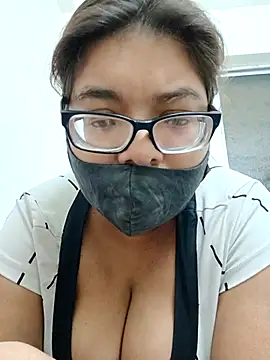 Elie couple143 online show from 11-20-25, 06:29