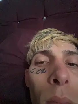 Snapshot of KinkyLatinCock chatting on 10-24-25, 12:45 KinkyLatinCock online show from 10-24-25, 12:45