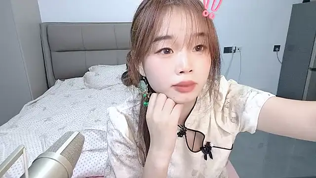 Snapshot of kexin_a chatting on 10-11-25, 10:25 kexin a online show from 10-11-25, 10:25