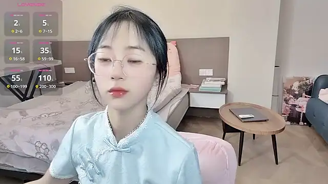 nini a online show from 12-14-25, 04:29