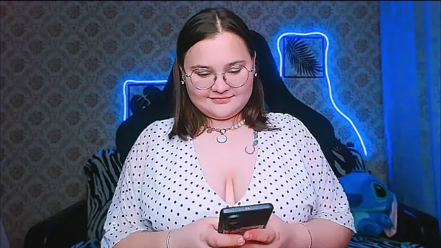 Snapshot of InLoveWithLife26 chatting on 10-02-25, 07:10 InLoveWithLife26 online show from 10-02-25, 07:10