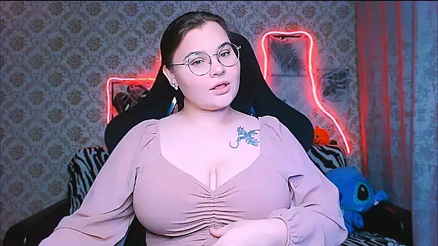 Snapshot of InLoveWithLife26 chatting on 10-24-25, 08:16 InLoveWithLife26 online show from 10-24-25, 08:16