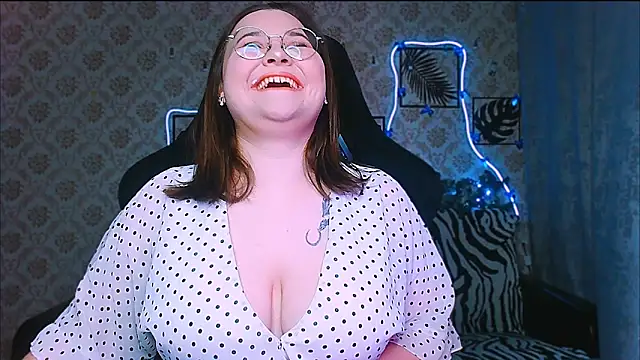 Snapshot of InLoveWithLife26 chatting on 12-21-25, 07:54 InLoveWithLife26 online show from 12-21-25, 07:54