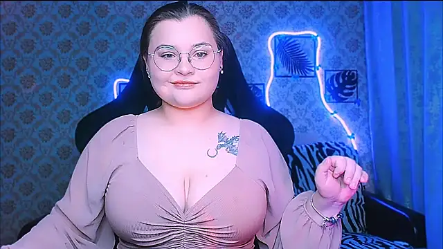 Snapshot of InLoveWithLife26 chatting on 01-16-26, 05:39 InLoveWithLife26 online show from 01-16-26, 05:39