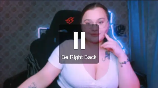 Snapshot of InLoveWithLife26 chatting on 01-17-26, 05:05 InLoveWithLife26 online show from 01-17-26, 05:05