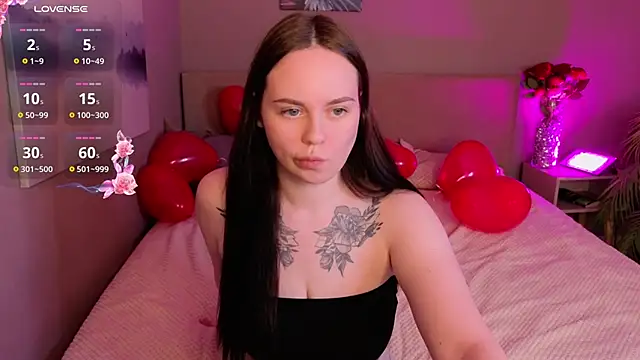 Snapshot of Alice_Moondark chatting on 02-13-26, 08:38 Alice Moondark online show from 02-13-26, 08:38