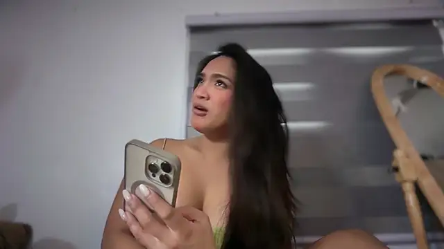 LaraBarcelo online show from 01-10-26, 06:04