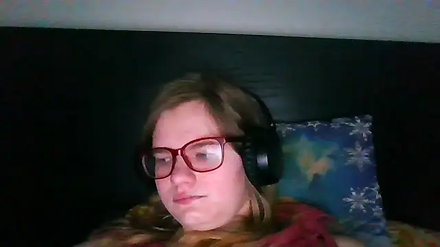 Moonolighta online show from 10-13-25, 06:46