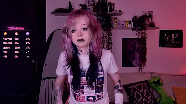 Lollyshy online show from 11-09-25, 11:41