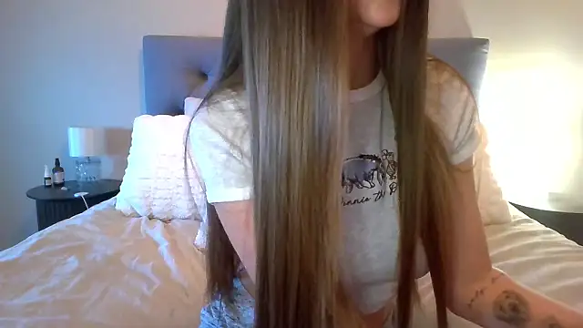 TaylorWest62 online show from 01-11-26, 01:38