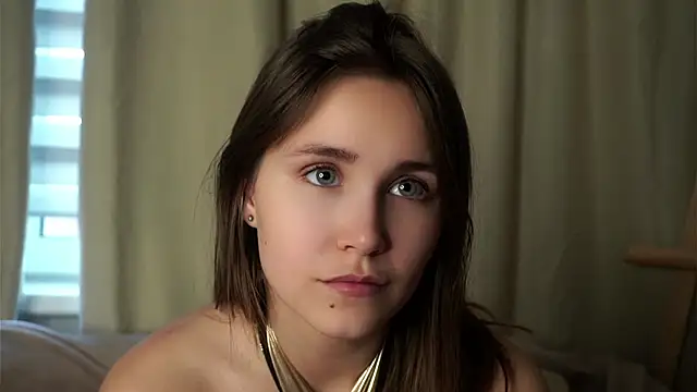 EthalFlowers online show from 10-15-25, 01:17