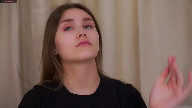 EthalFlowers online show from 12-16-25, 11:32