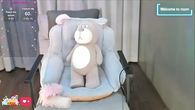 Snapshot of LINLIN-2025 chatting on 10-28-25, 02:09 LINLIN-2025 online show from 10-28-25, 02:09