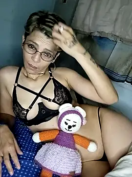 Lulypsicologasexual online show from 11-18-25, 02:39