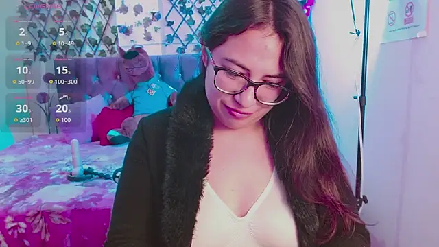 Snapshot of Estrella__sex chatting on 10-03-25, 12:24 Estrella sex online show from 10-03-25, 12:24