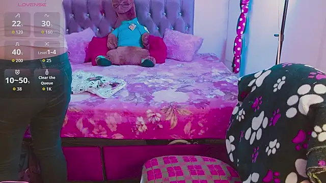 Snapshot of Estrella__sex chatting on 10-05-25, 08:07 Estrella sex online show from 10-05-25, 08:07