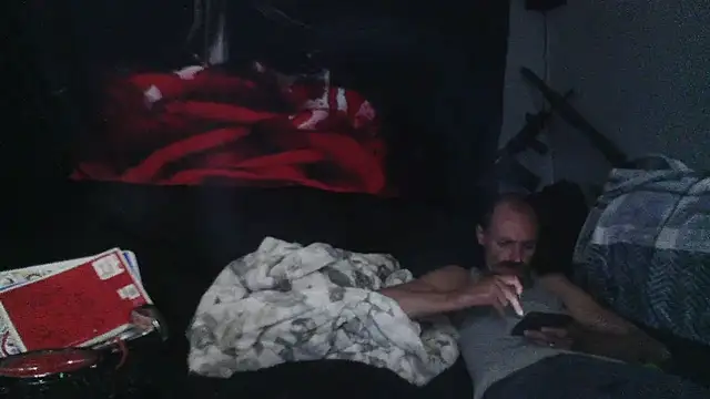 Snapshot of Splash_Queen420 chatting on 09-13-25, 07:08 Splash Queen420 online show from 09-13-25, 07:08