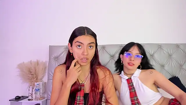 Snapshot of Naughty_Couple83 chatting on 09-29-25, 02:55 Naughty Couple83 online show from 09-29-25, 02:55