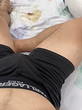 Snapshot of anhduy770 chatting on 11-05-25, 08:25 anhduy770 online show from 11-05-25, 08:25