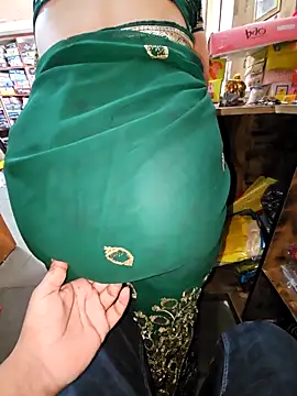 Snapshot of indianhotwife639 chatting on 11-26-25, 05:19 indianhotwife639 online show from 11-26-25, 05:19