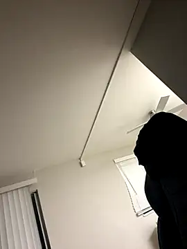 Snapshot of Bbrn69official chatting on 09-26-25, 06:50 Bbrn69official online show from 09-26-25, 06:50