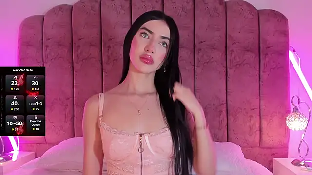 Snapshot of ValeskaZuev1 chatting on 10-16-25, 05:36 ValeskaZuev1 online show from 10-16-25, 05:36