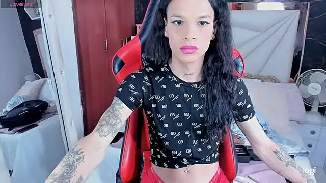 Snapshot of sara_slut21 chatting on 12-02-24, 07:27 sara slut21 online show from 12-02-24, 07:27