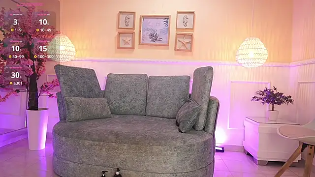 LoonaNyx online show from 11-13-25, 11:31