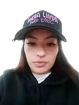 Adarha Ramirez online show from 11-28-25, 04:31