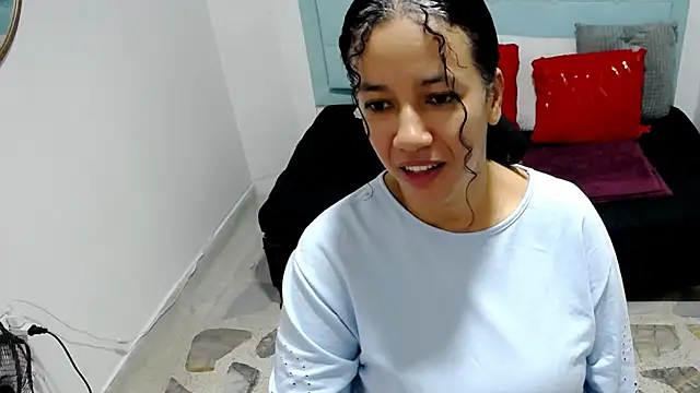 Snapshot of michel_rous_ chatting on 09-27-25, 01:38 michel rous  online show from 09-27-25, 01:38