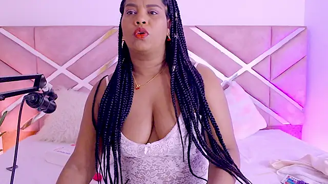 sofia 07 online show from 02-16-26, 07:43