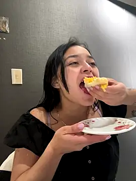 Emily Rivers  online show from 10-28-25, 01:14